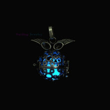 Load image into Gallery viewer, Filigree Hollow Glow Owl Wing Cage