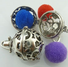 Load image into Gallery viewer, Vintage Silver Baby Elephant Perfume Locket