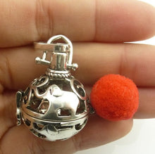 Load image into Gallery viewer, Vintage Silver Baby Elephant Perfume Locket